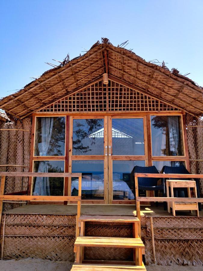 Lost Monk Beach Cottage Arambol Kültér fotó