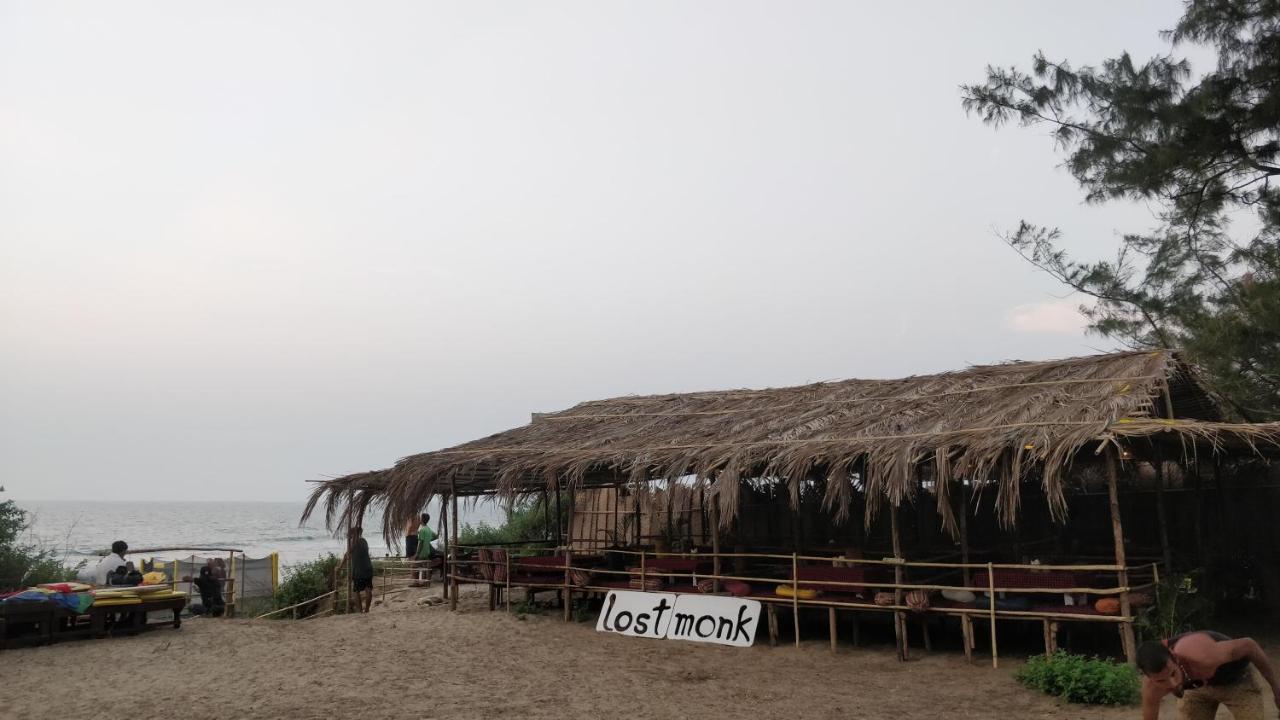 Lost Monk Beach Cottage Arambol Kültér fotó